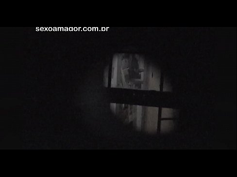 ❤️ Blondie bakal diam-diam videotaped dening tetanggan voyeur umpetaken konco bricks kothong ️ Super jinis ing pornojv.pornmega-com.ru ️❤
